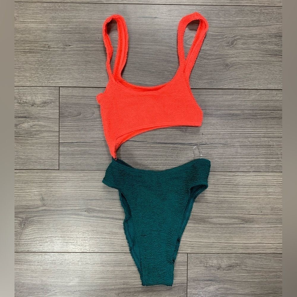 BOUND BY BOND-EYE Maya Two-Tone Cutout One-Piece Swimsuit Green/Multi Sz OS